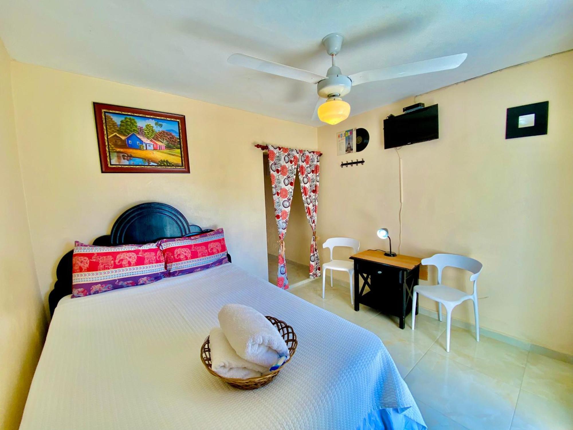 El Patio Azul Hotel Constanza Room photo